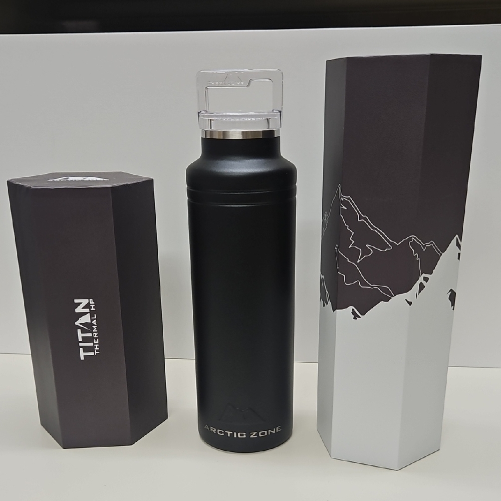 NWOT Arctic Zone Black Insulated Water Bottle - Picture 10 of 10